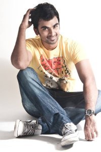 Pirai Thaediya Naatkal