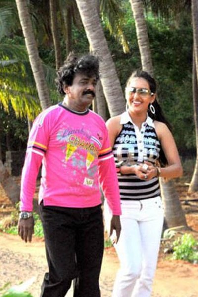 En Ullam Unnai Theduthe