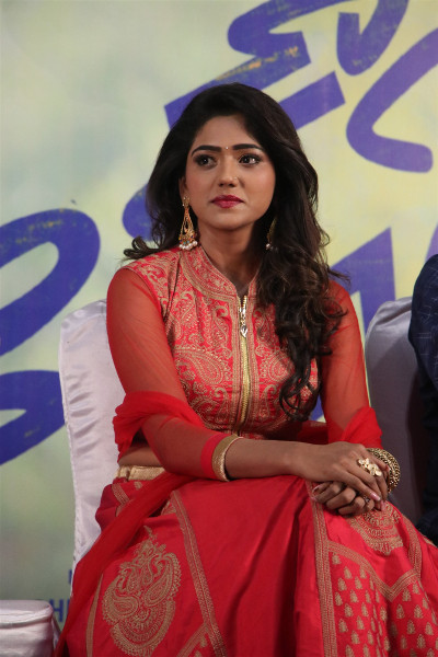 Shalu, Aparna in Thegidi