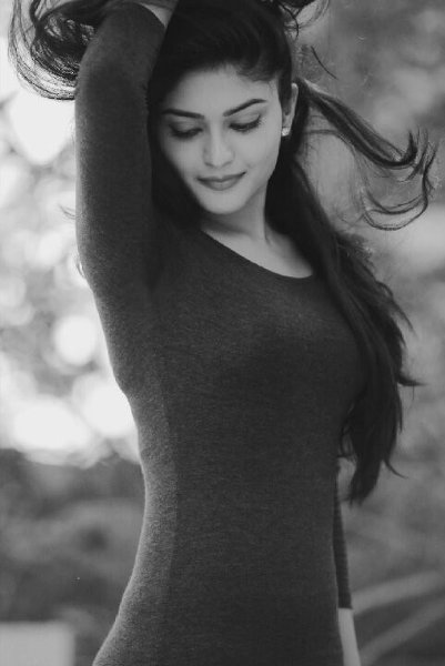 Vaibhavi Shandilya profile photo