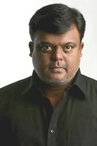 Sharath Lohitashwa, Actor in 100 Crores