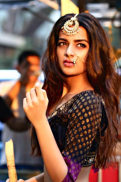 Nidhhi Agerwal, Actor in Munna Michael
