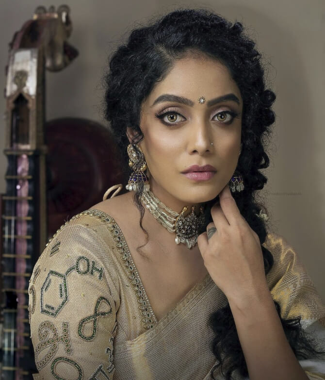 Abhirami Venkatachalam, Actor in Vallan