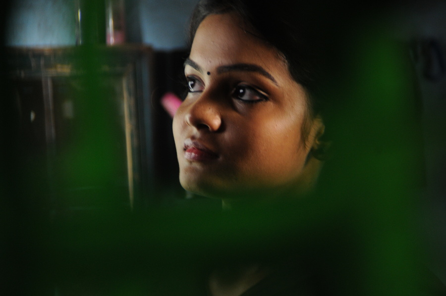 Paisa Movie Latest Stills | Aara