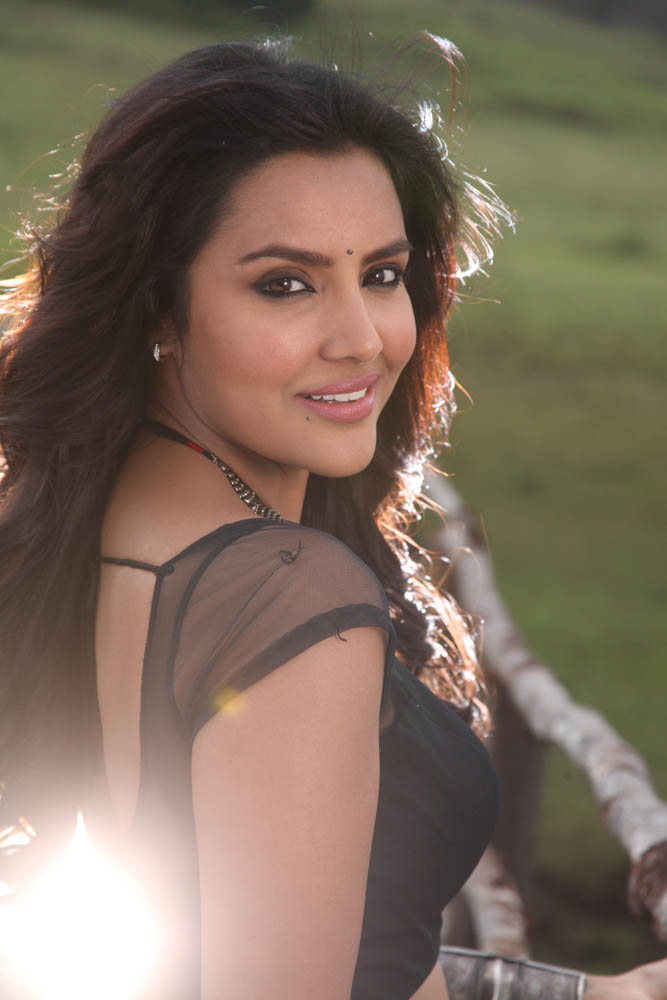 Poster of Oru Oorla Rendu Raja