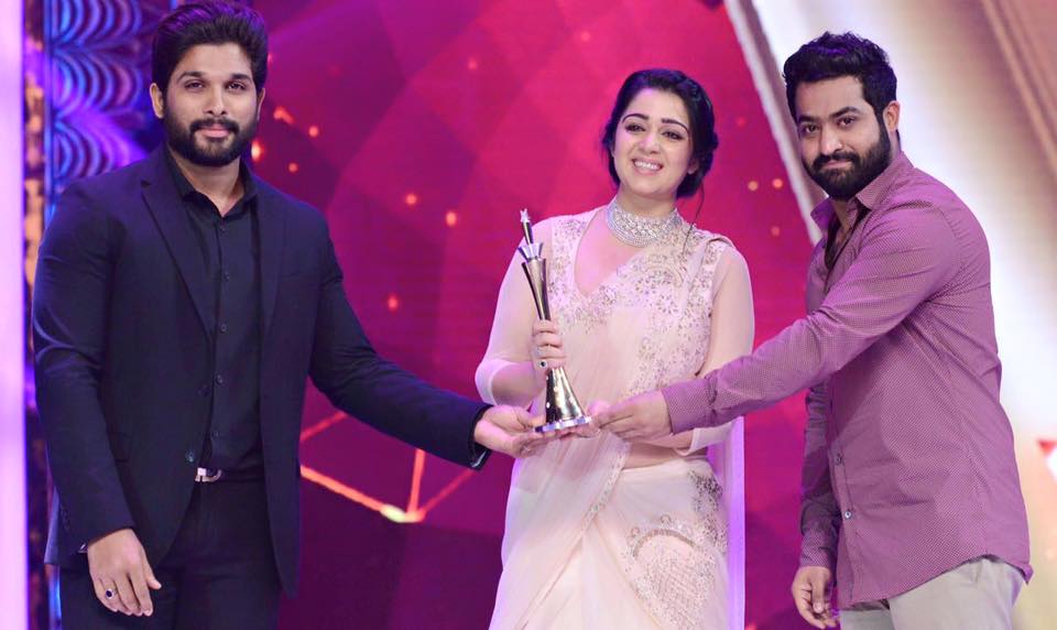 Charmy Kaur at CineMAA Awards 2016 Red Carpet