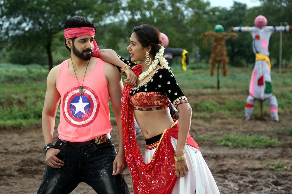 Aatadukundam Raa Telugu Movie Stills | Sushanth, Sonam Bajwa