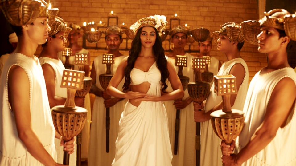 Pooja Hegde in a Tu Hai Song Stills From Mohenjo Daro