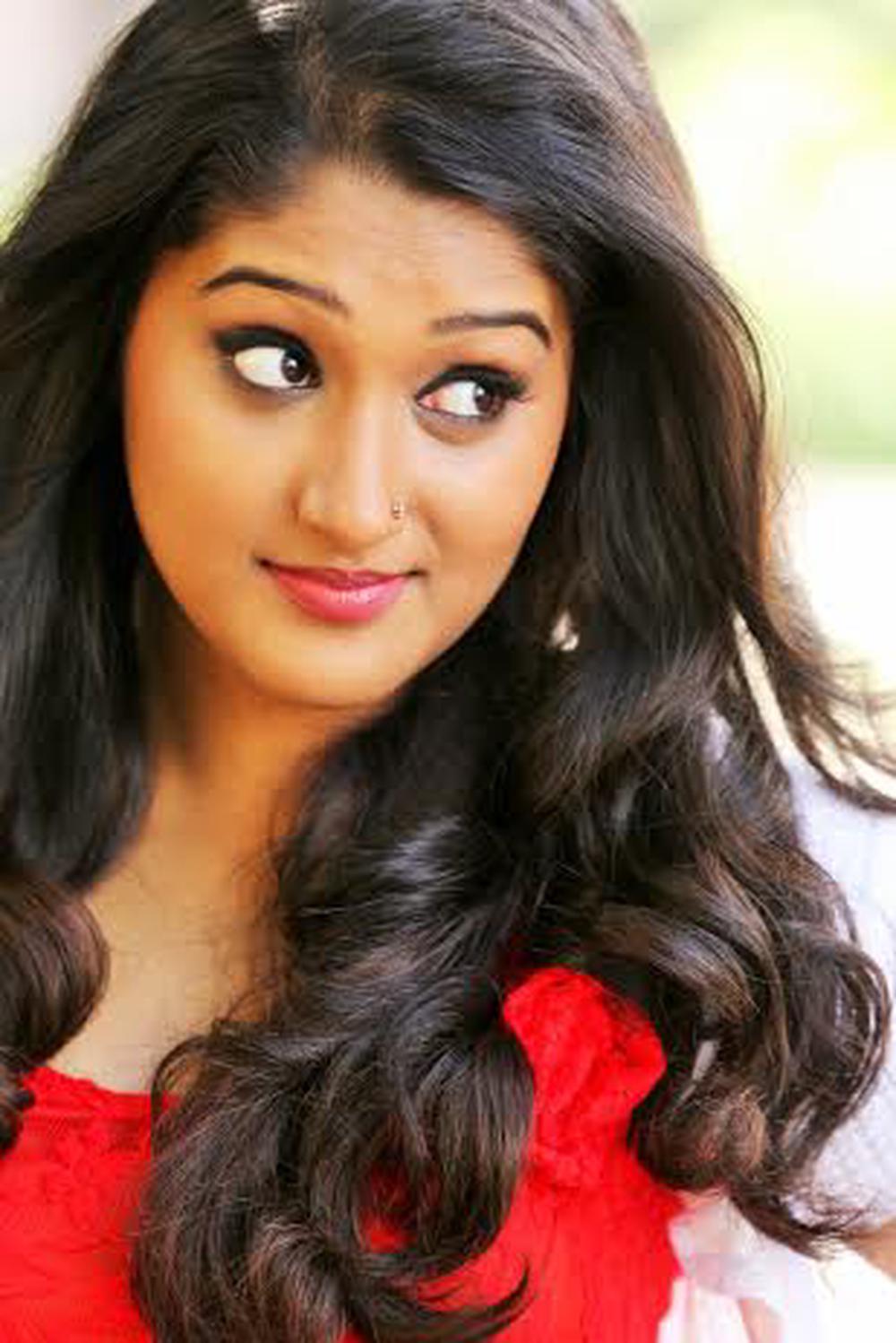 9 to 10 (Onbathilirundhu Pathu Varai) Movie Stills | Swapna Menon