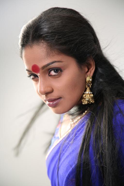 Ennama Katha Vuduranunga Tamil Movie Stills | Shalu