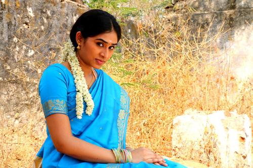Ponge Ezhu Manohara Tamil Movie Stills & Posters | Irfan, Archana
