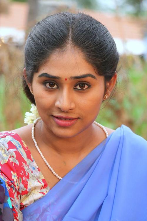 Ponge Ezhu Manohara Tamil Movie Stills | Archana