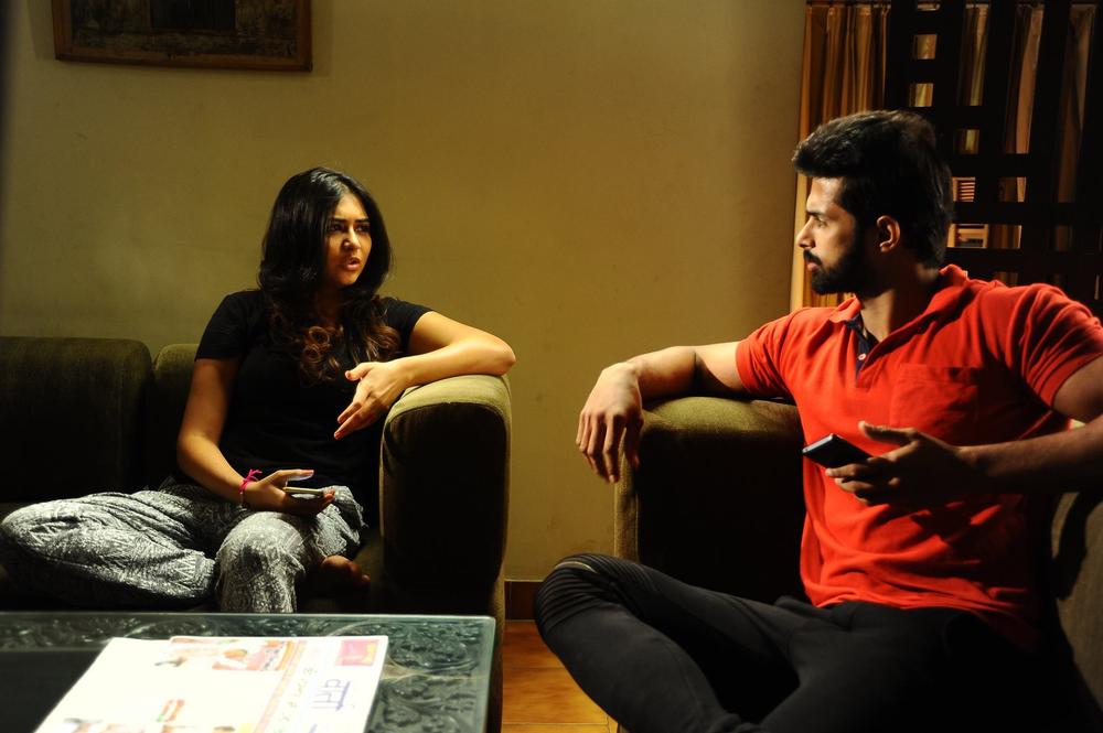 Marala Telupana Priya Telugu Movie Stills | Prince Cecil and Vyoma Nandi