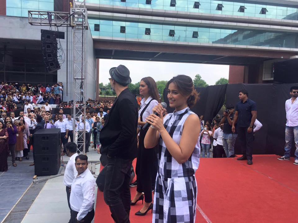 Akshay Kumar, Ileana D'Cruz and Esha Gupta stills at Amity University for the Rustom promotions