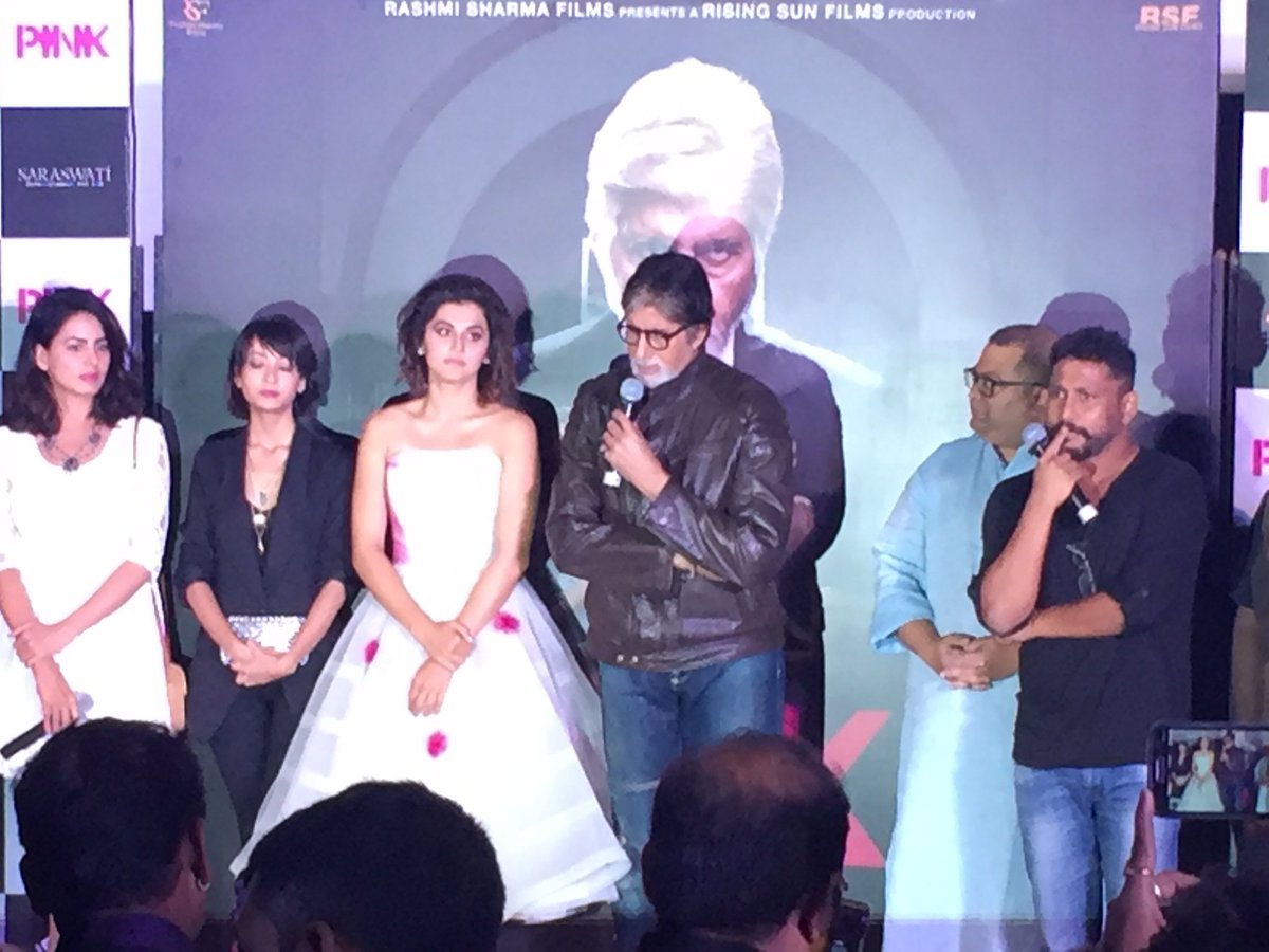 Amitabh Bachchan and Pink Team at Pink Trailer Launch