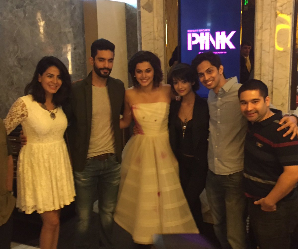 Amitabh Bachchan and Pink Team at Pink Trailer Launch