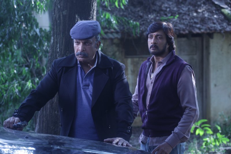 Sudeep & Nassar - Mudinja Ivana Pudi Tamil Movie Stills