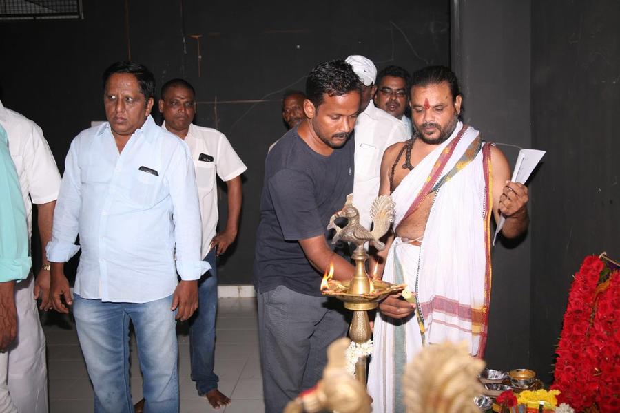 Udhayanidhi Stalin and Director Ezhil's next Movie Pooja