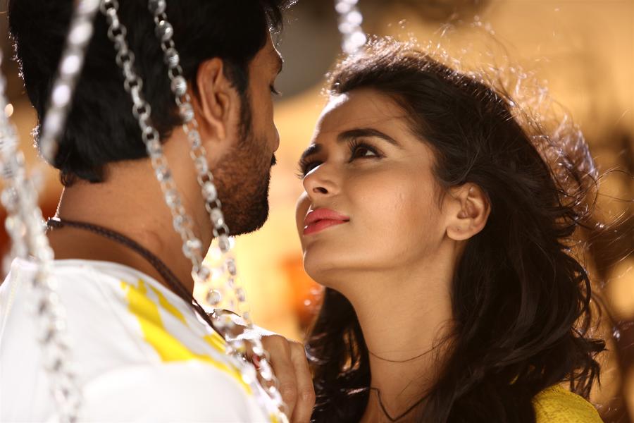 Bharath Reddy, Meenakshi Dixit from Bayam Oru Payanam Tamil Movie Stills