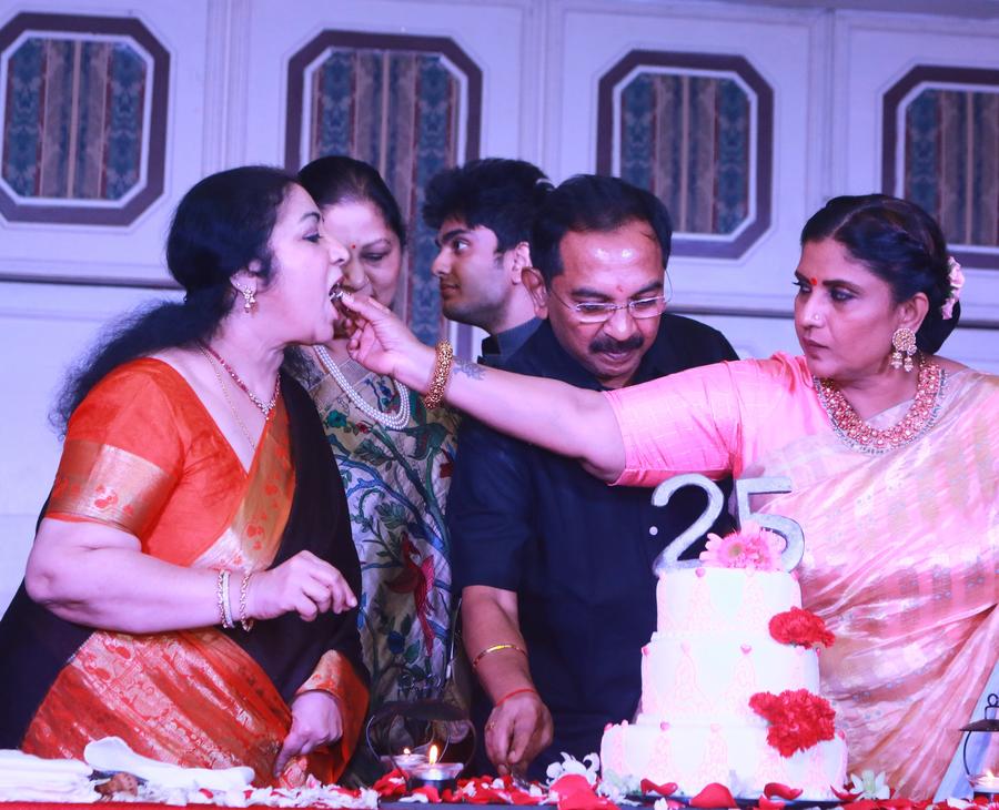Rajkumar and Sripriya Rajkumar's 25th Wedding Anniversary Stills | Sripriya,  Nagarjun Sethupathi
