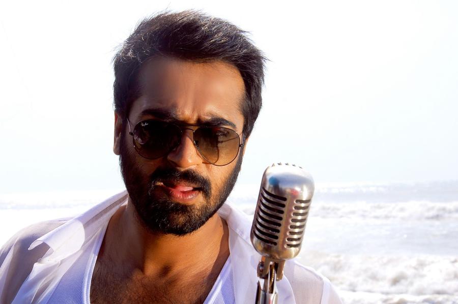 Puyala Kilambi Varom Movie Stills | Thaman Kumar