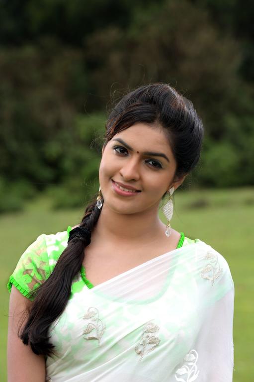 Uchathula Shiva Movie Stills | Neha Ratnakaran