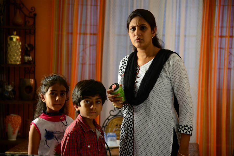 7 Naatkal Tamil Movie Stills |  Devadarshini