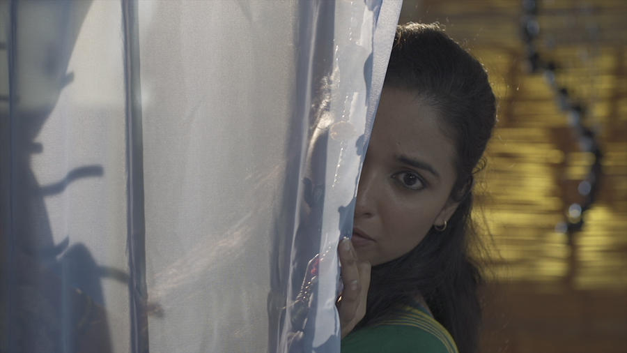 Odu Raja Odu Tamil Movie Stills | Ashiqa Salvan