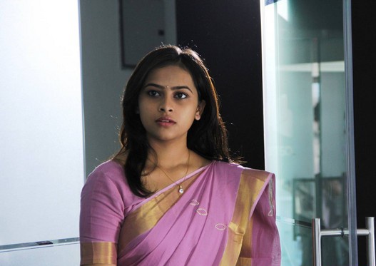 Varadhi Telugu Movie Stills | Sri Divya