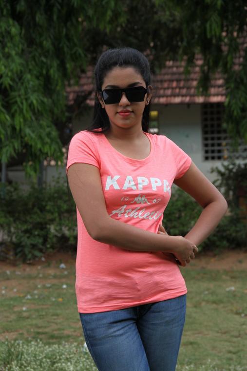 Panam Kaaikkum Maram Movie Stills