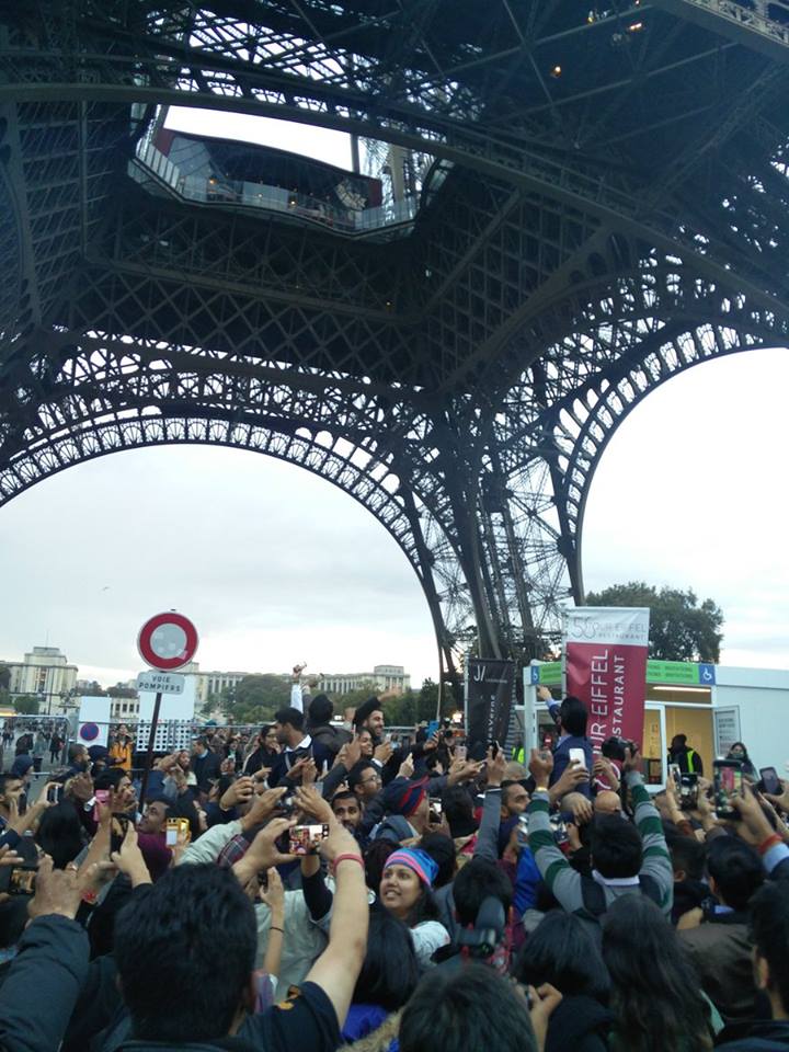 Befikre Trailer Launch at Eiffel Tower, Paris | Ranveer Singh, Vaani Kapoor