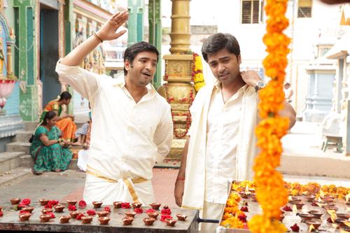 Vaalu Tamil Movie Stills | Simbu, Santhanam