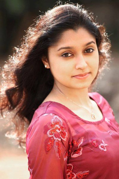 Actress Sija Rose