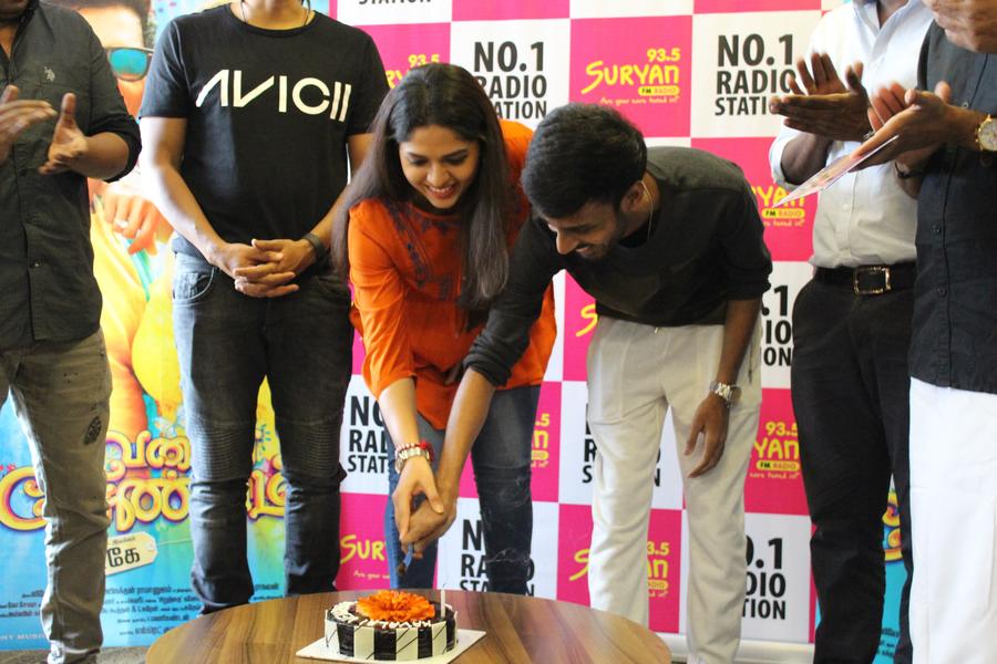 Kavalai Vendam Movie Audio Launch Stills | Leon James, Sunaina