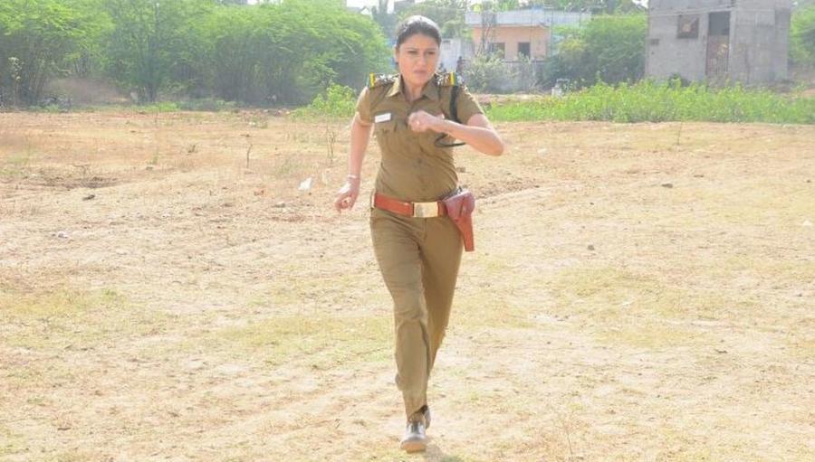 Sonia Agarwal Stills From Chaya Tamil Movie