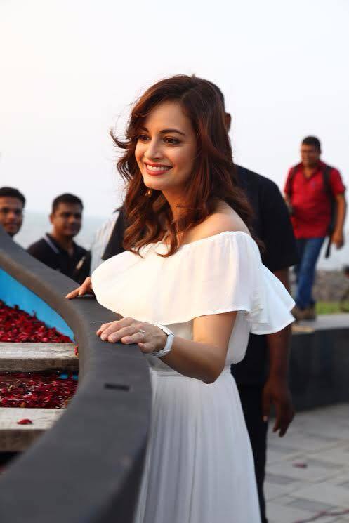 Stunning Dia Mirza at the GoodHomes For Art Festival in Mumbai