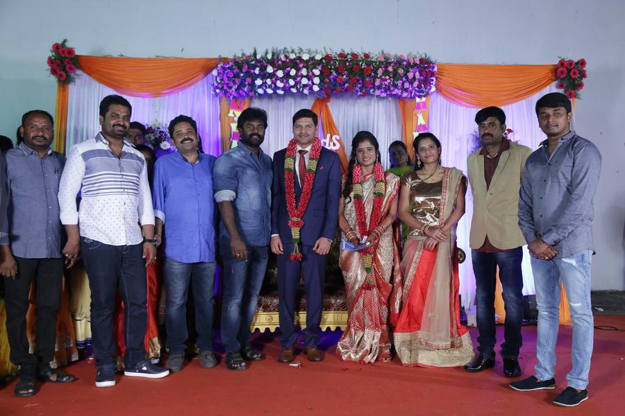 Director Seenu Ramasamy's Sister Wedding Reception Stills | R. K. Suresh