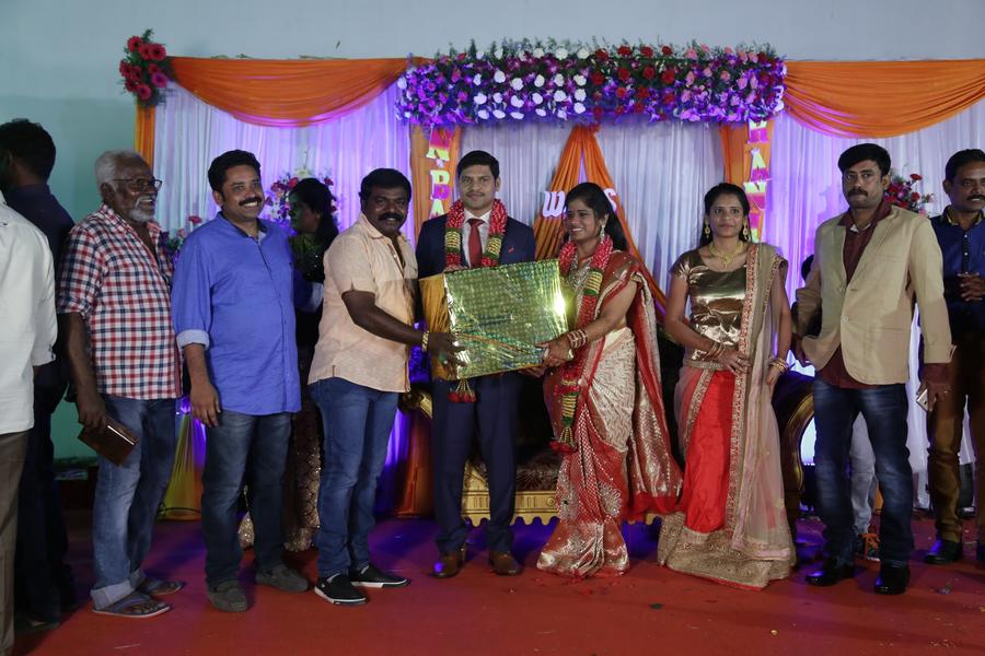 Director Seenu Ramasamy's Sister Wedding Reception | Imman Annachi