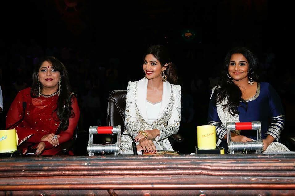 Vidya Balan, Shilpa Shetty on the sets of Super Dancer India