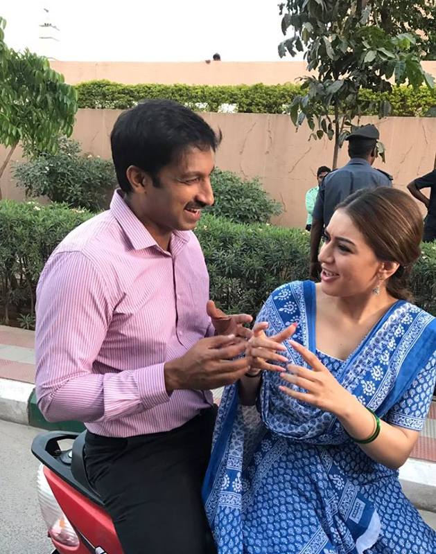 Hansika, Gopichand on the sets of Sampath Nandi's Untitled film