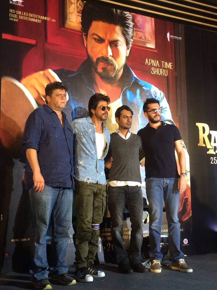 Shah Rukh Khan, Nawazuddin Siddiqui and Rahul Dholakia At Raees Trailer Launch