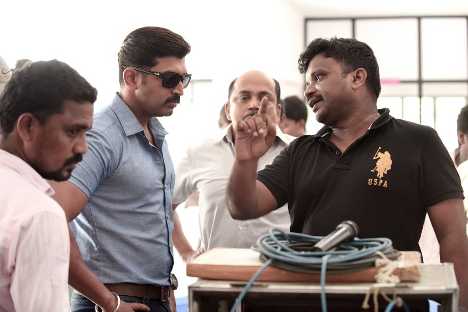 Arun Vijay, Director Arivazhagan and Thambi Ramaiah on the sets of Kuttram 23