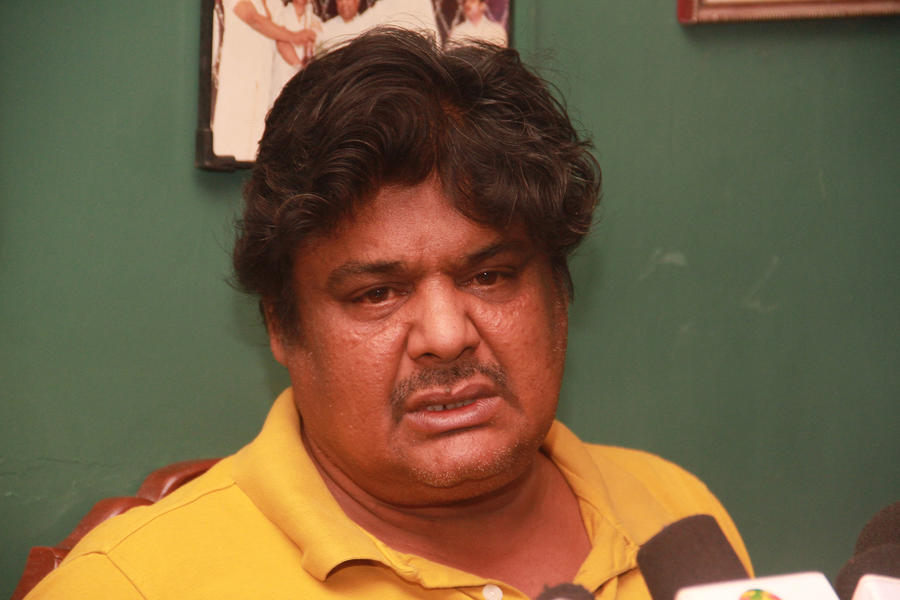 Mansoor Ali Khan Speech in Press Meet Stills