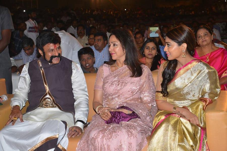 Nandamuri Balakrishna, Shriya Saran, Hema Malini at Gautamiputra Satakarni Audio Launch