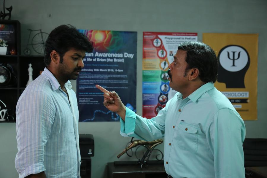 Enakku Vaitha Adimaigal Movie Stills
