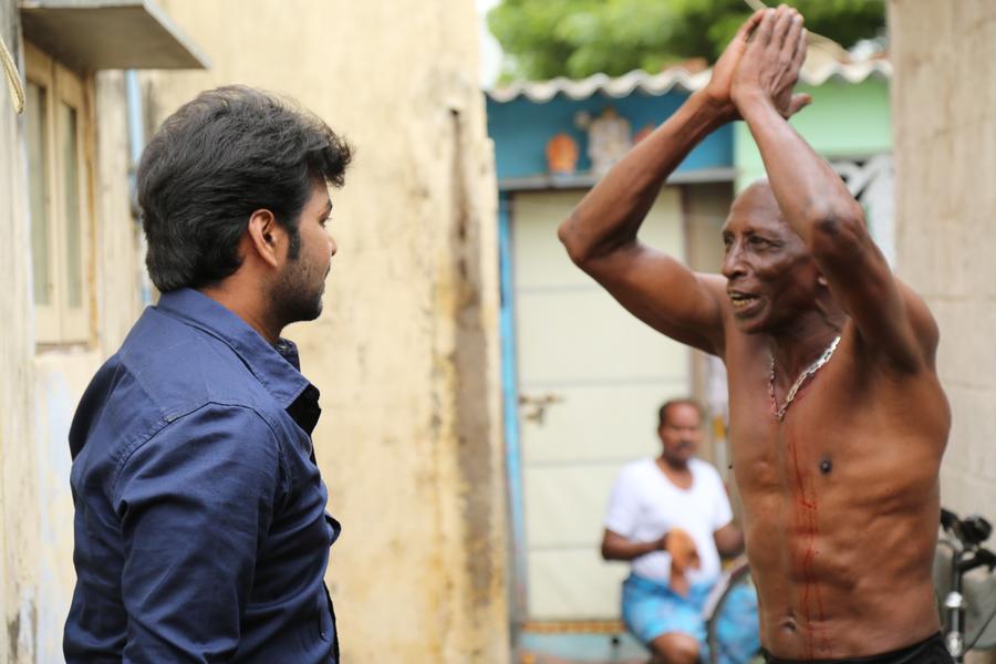 Enakku Vaitha Adimaigal Movie Stills