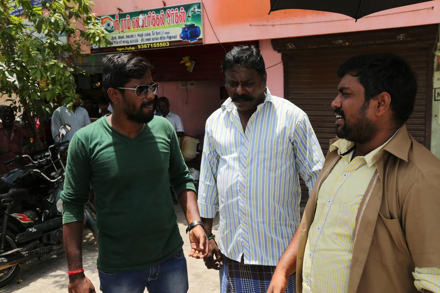 Enakku Vaitha Adimaigal Movie Working Stills
