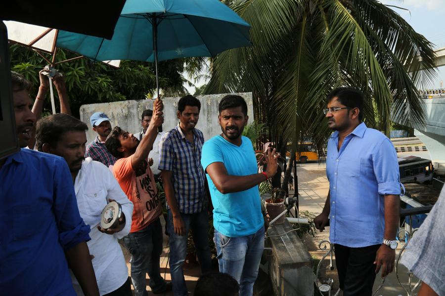 Enakku Vaitha Adimaigal Movie Working Stills