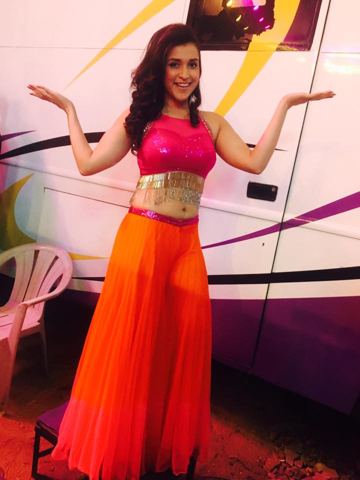 Mannara Chopra looked pretty in pink at the New Year Event 2017