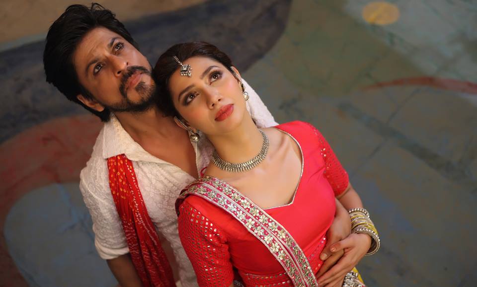 Udi Udi Jaye stills from Raees ft. Shah Rukh Khan, Mahira Khan